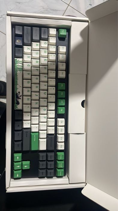 Varmilo va87m разной расцветки в идеале