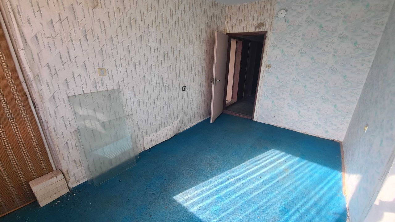 Продава се Тристаен апартамент в Разград, Абритус - 95 кв.м за 886 €/кв.м - Снимка #1