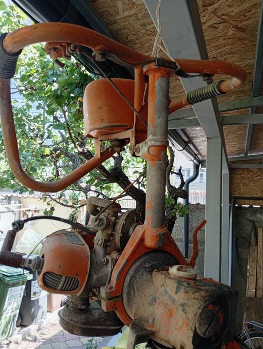 Drujba Ural veche Wintige tăiat lemne