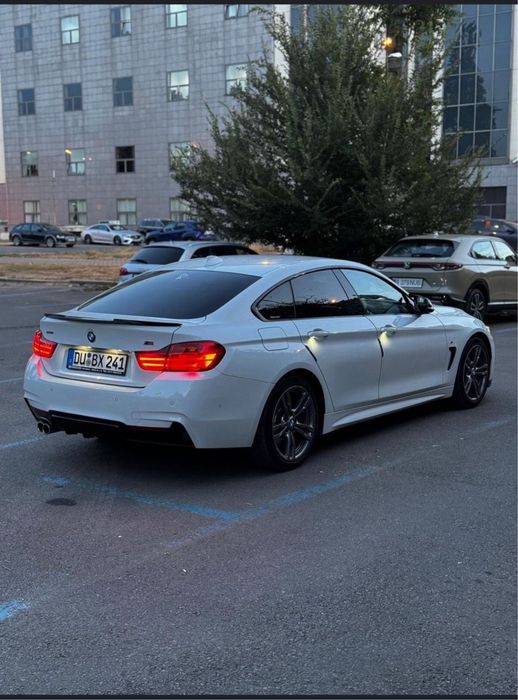 BMW 420d / M Pachet / B47 / Head Up / Parktronic / Bi-Led / Distronic