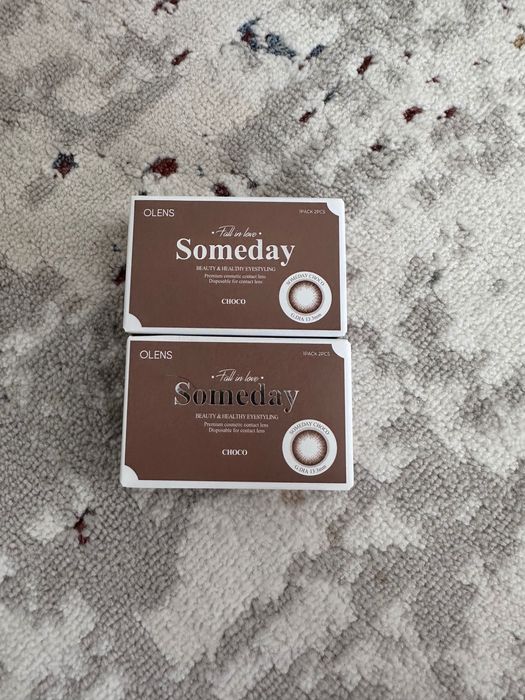 Корейские линзы на месяц (-4.75, -5.00)