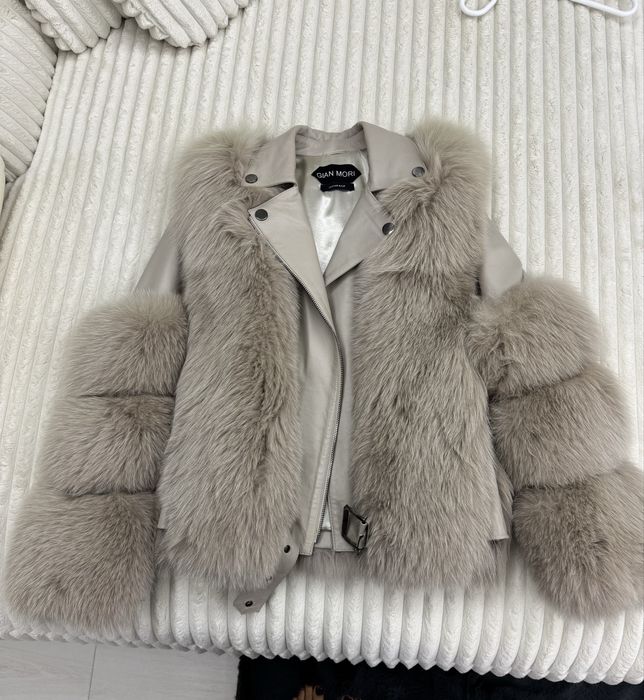 Blana naturala cu piele gri