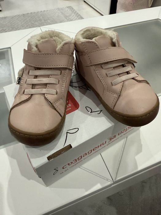 Продавам ботуши Колев и Колев