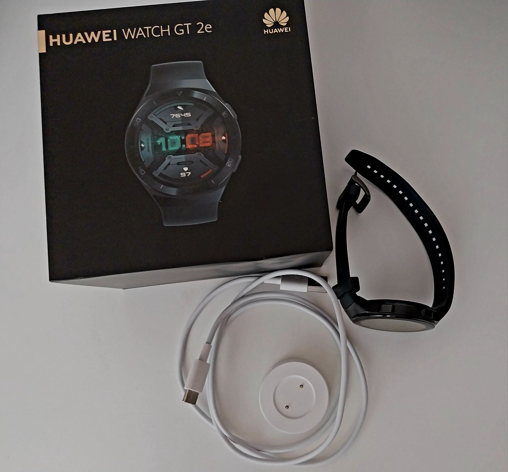Часовник Huawei GT2e