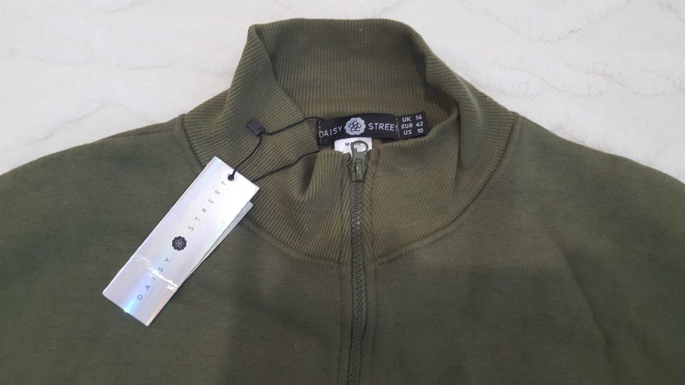 Дамска блуза в милитъри стил