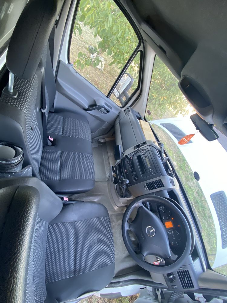На части Mercedes Spinter 311 W906 OM646