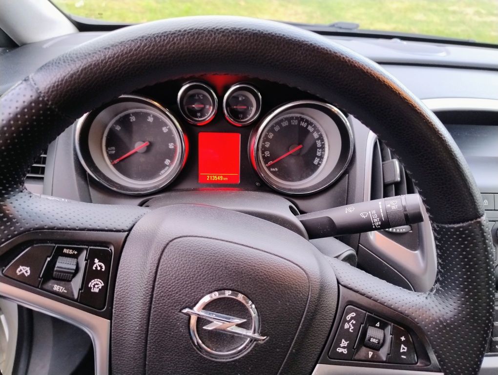Продавам Opel Astra