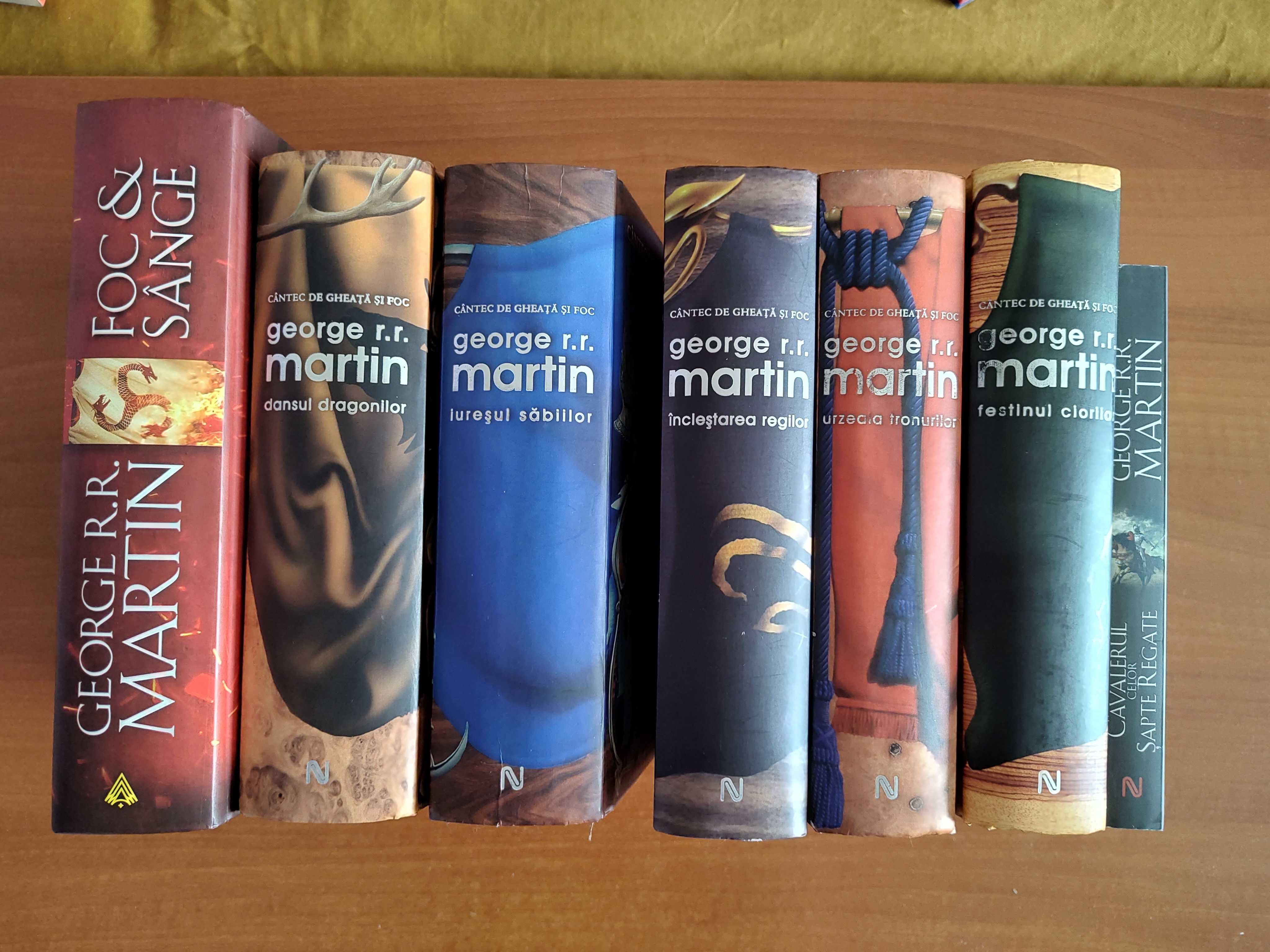 Goerge R.R.Martin - seria Lumea de gheata si foc (9 titluri)