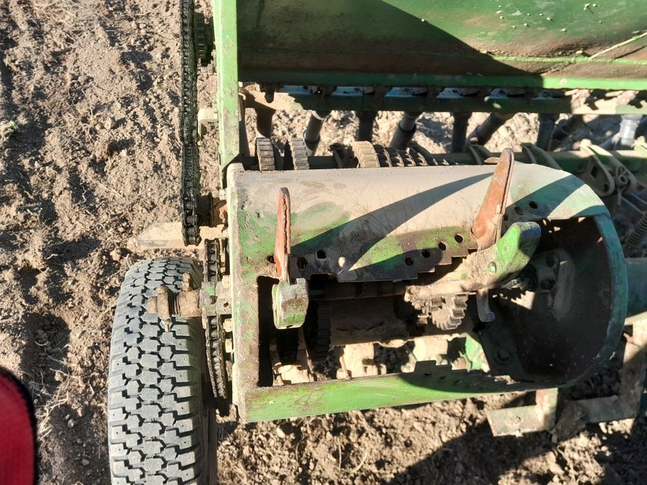 Vand semanatoare sup 21