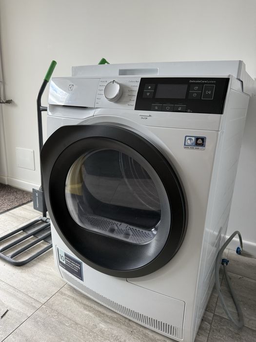 Masina de spalat rufe si uscator perfect care 800