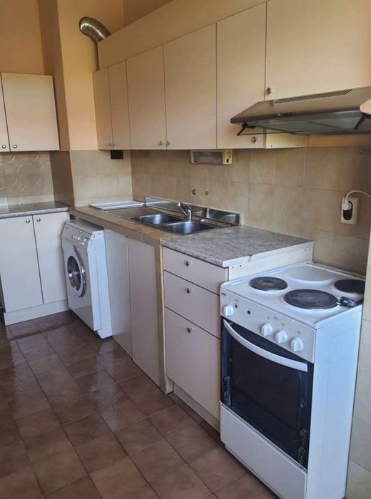 Дава се под наем Едностаен апартамент в София, Център - 50 кв.м за 598.23 € - Снимка #3