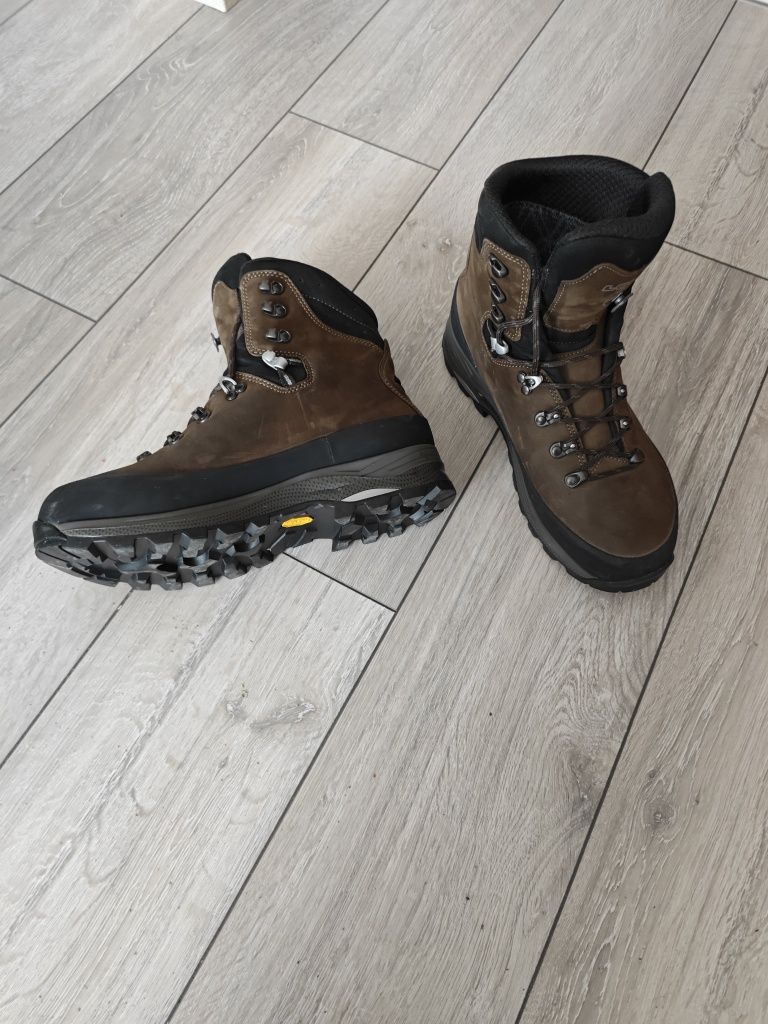Лова / LOWA Tibet GTX