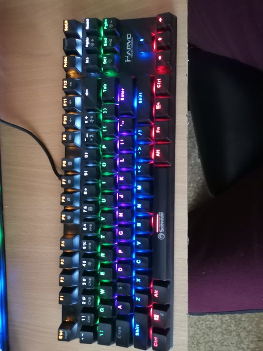 Cînd tastatură mecanică