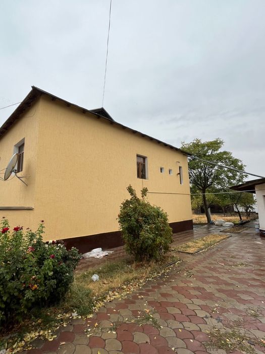 Продаётся двухэтажный дом