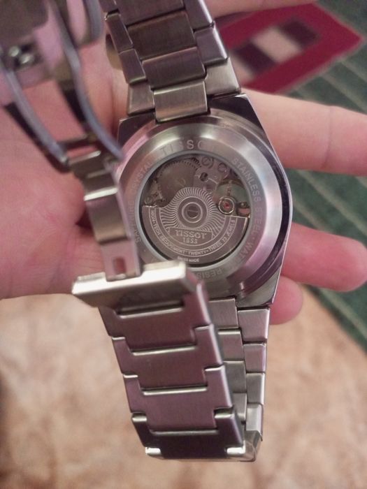 Продаётся часы Tissot новая
