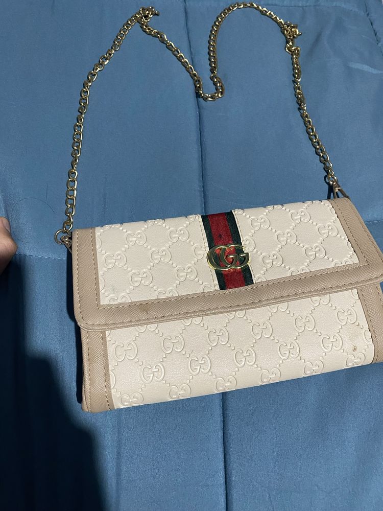 Чанта на Gucci (гучи)