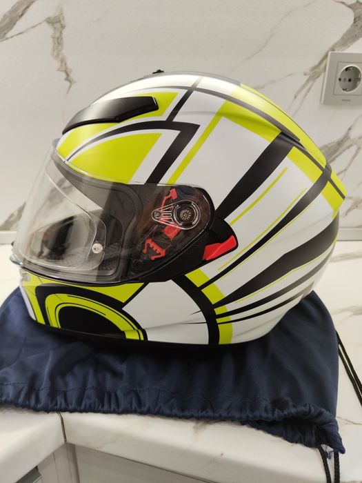 Каска за мотор AGV K3-SV размер XL