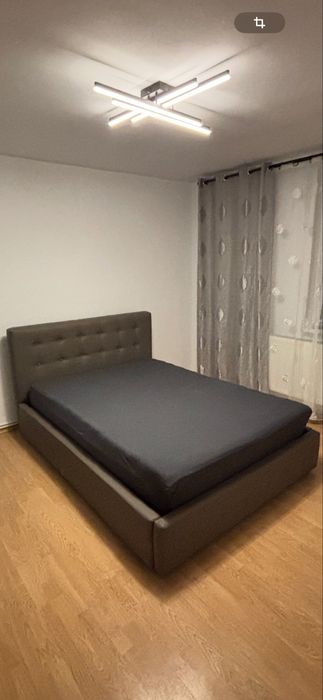 Pat matrimonial 140x200 cu somniera  + saltea si topper aproape nou