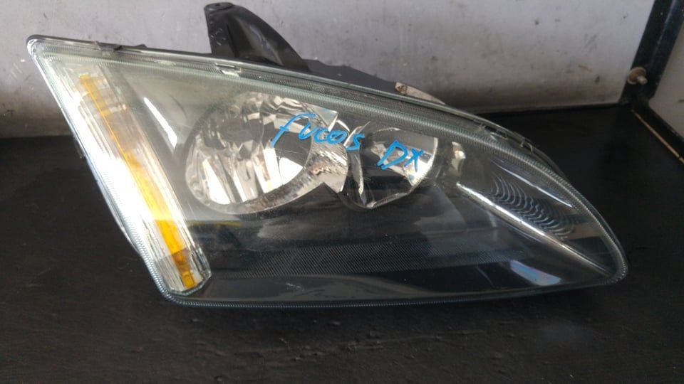 Far dreapta ford focus 2 4m5113w029jb