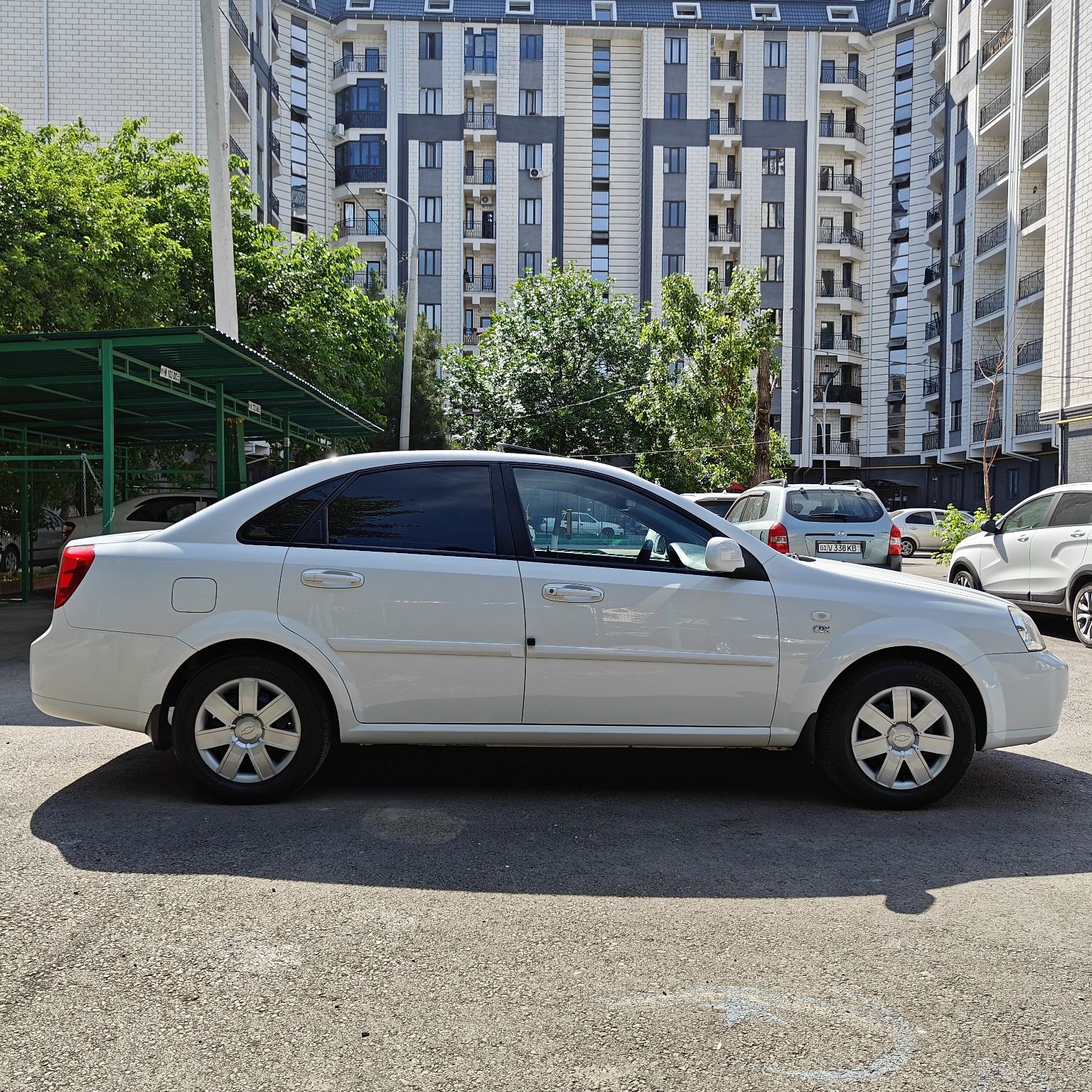 Chevrolet Lacetti, 2013, 1,6 л, АКПП в отличном состоянии