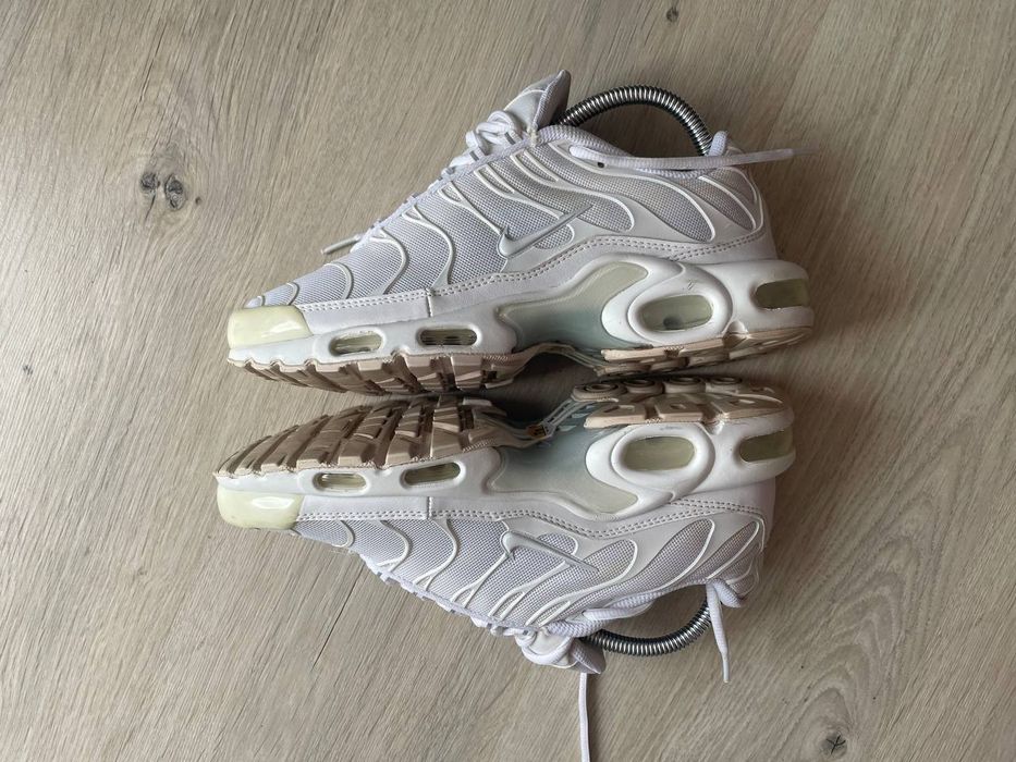 Nike Air Max plus tn triple white