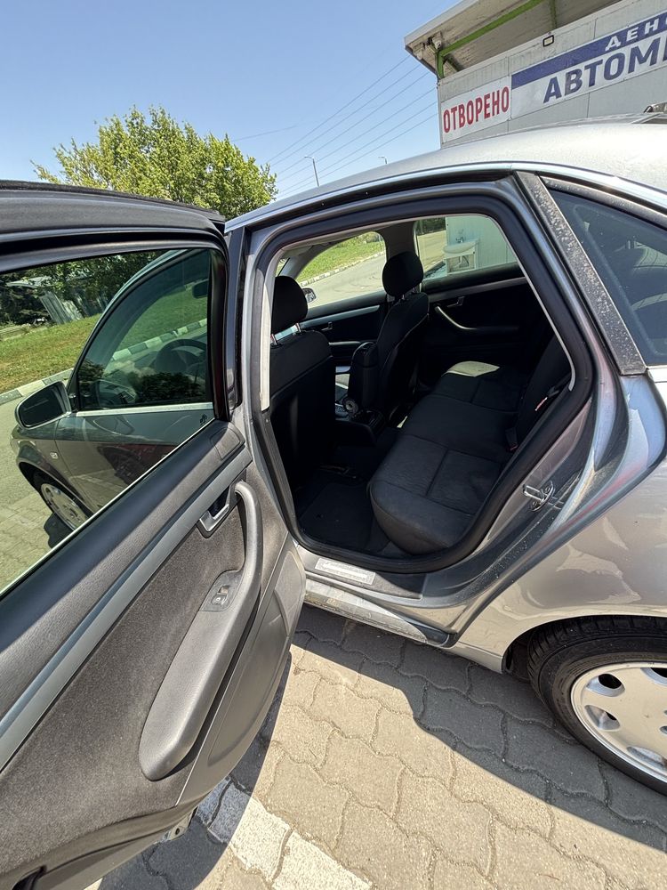 Audi A4  2.0  TDI  седан