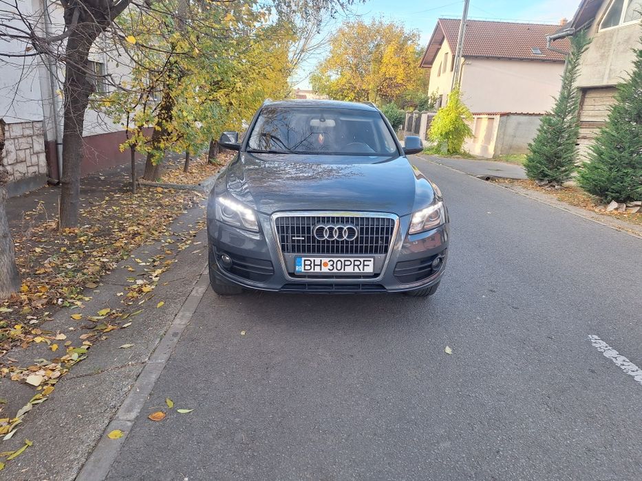 Vand sau schimb Audi Q5 2.0 automat