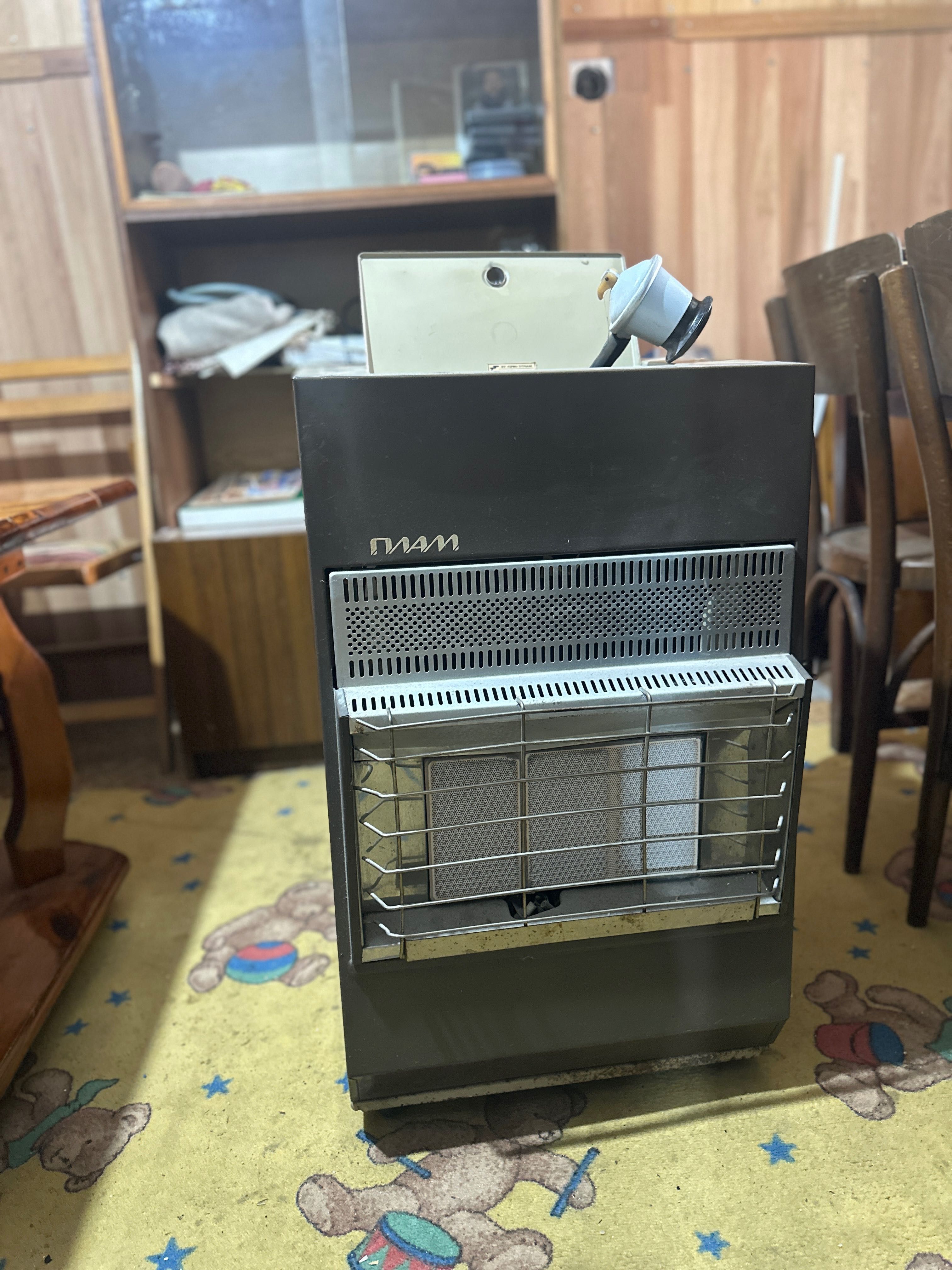 Продавам газова печка