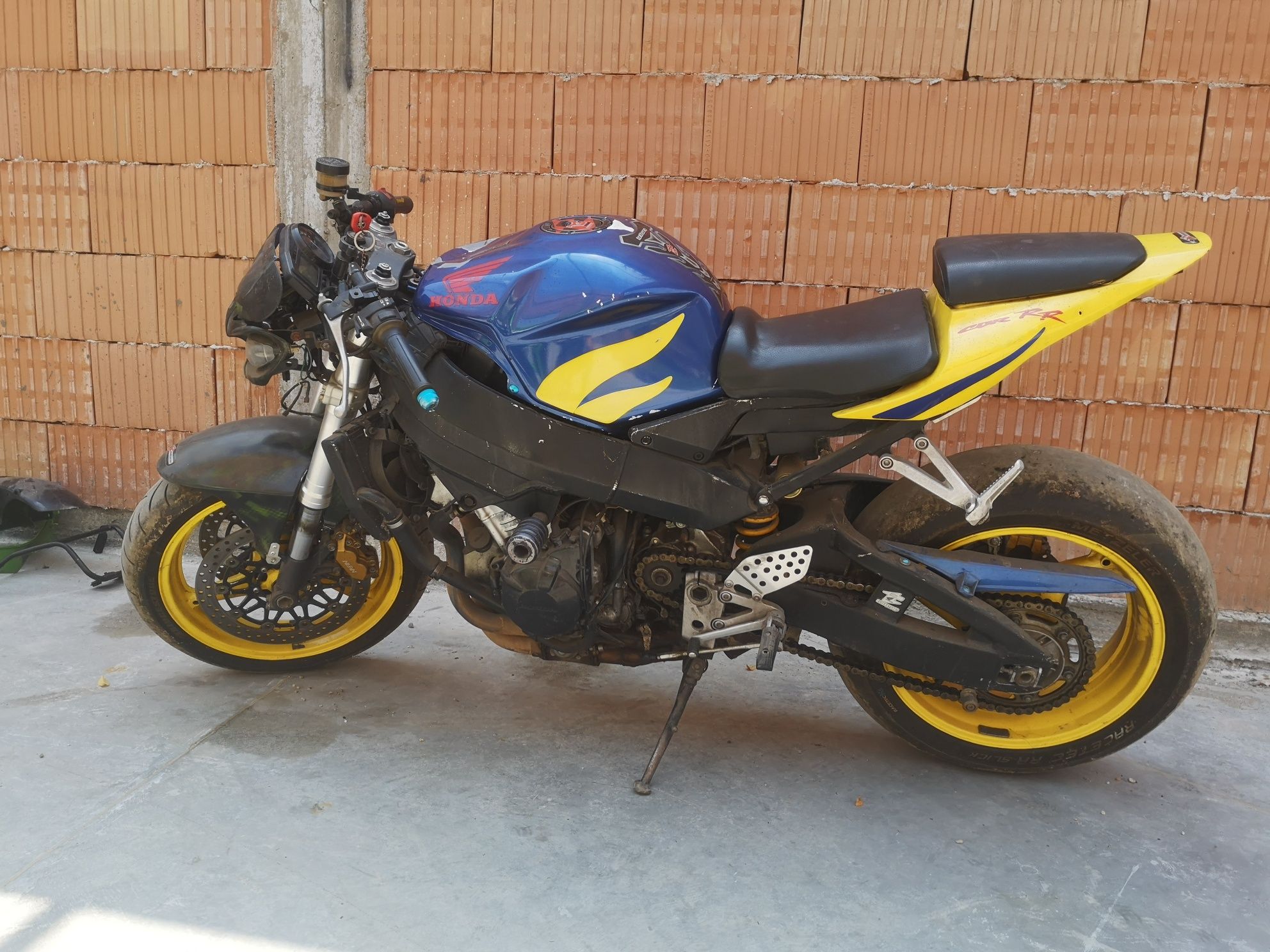 Honda cbr 954 на части