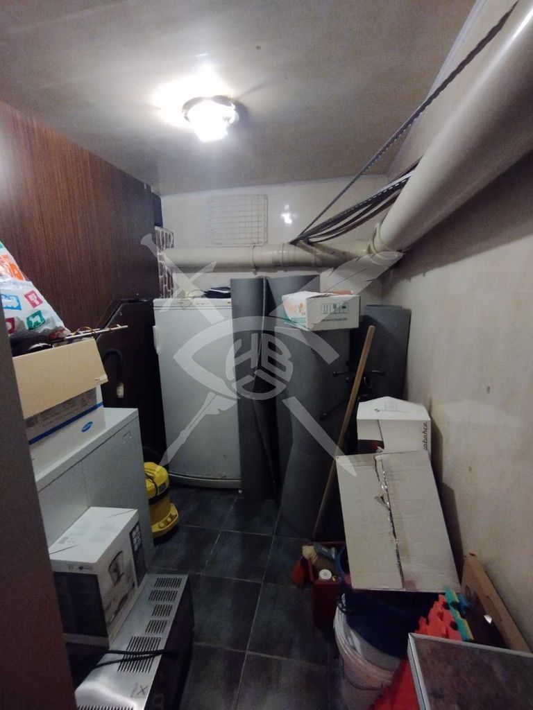 Продава се Заведение в Бургас, Възраждане - 270 кв.м за 1075 €/кв.м - Снимка #2