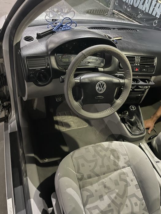 Volkswagen  bora 1.6 16v