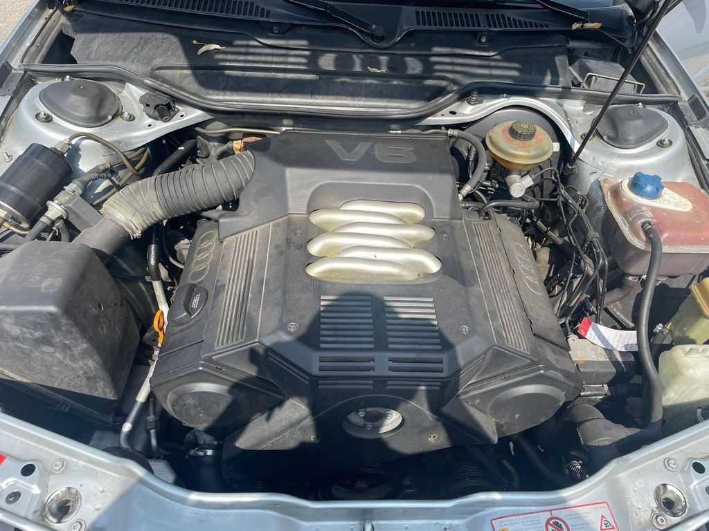 НА ЧАСТИ! Audi A6 C4 2.6i Quattro 4x4 150 кс. 1996 седан климатик