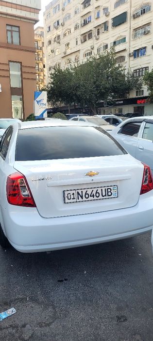 Транспорт. Продам срочно  жентра ,цвет белый в отличном состоянии.