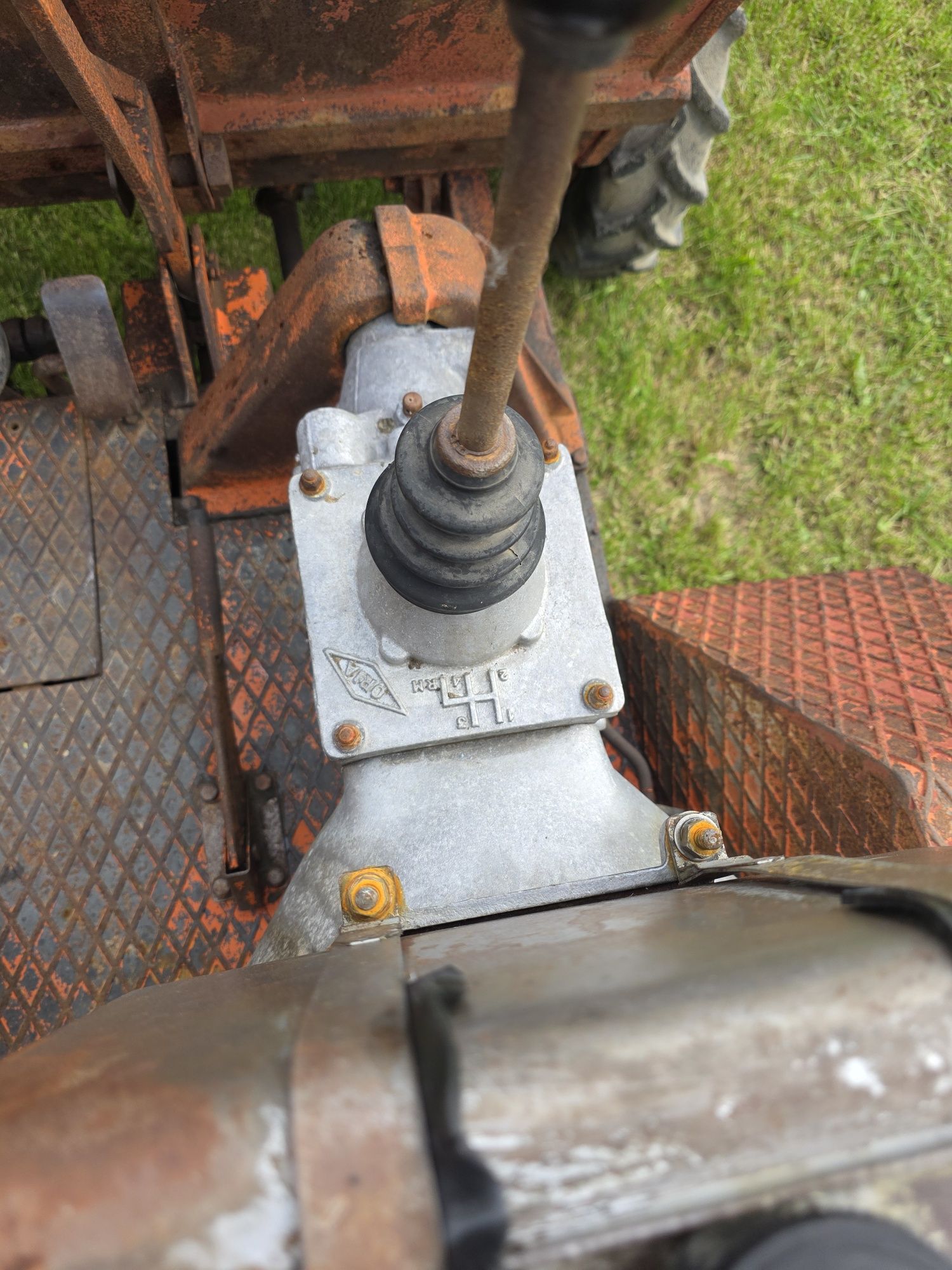 DUMPER 4x4 motor 21 cai