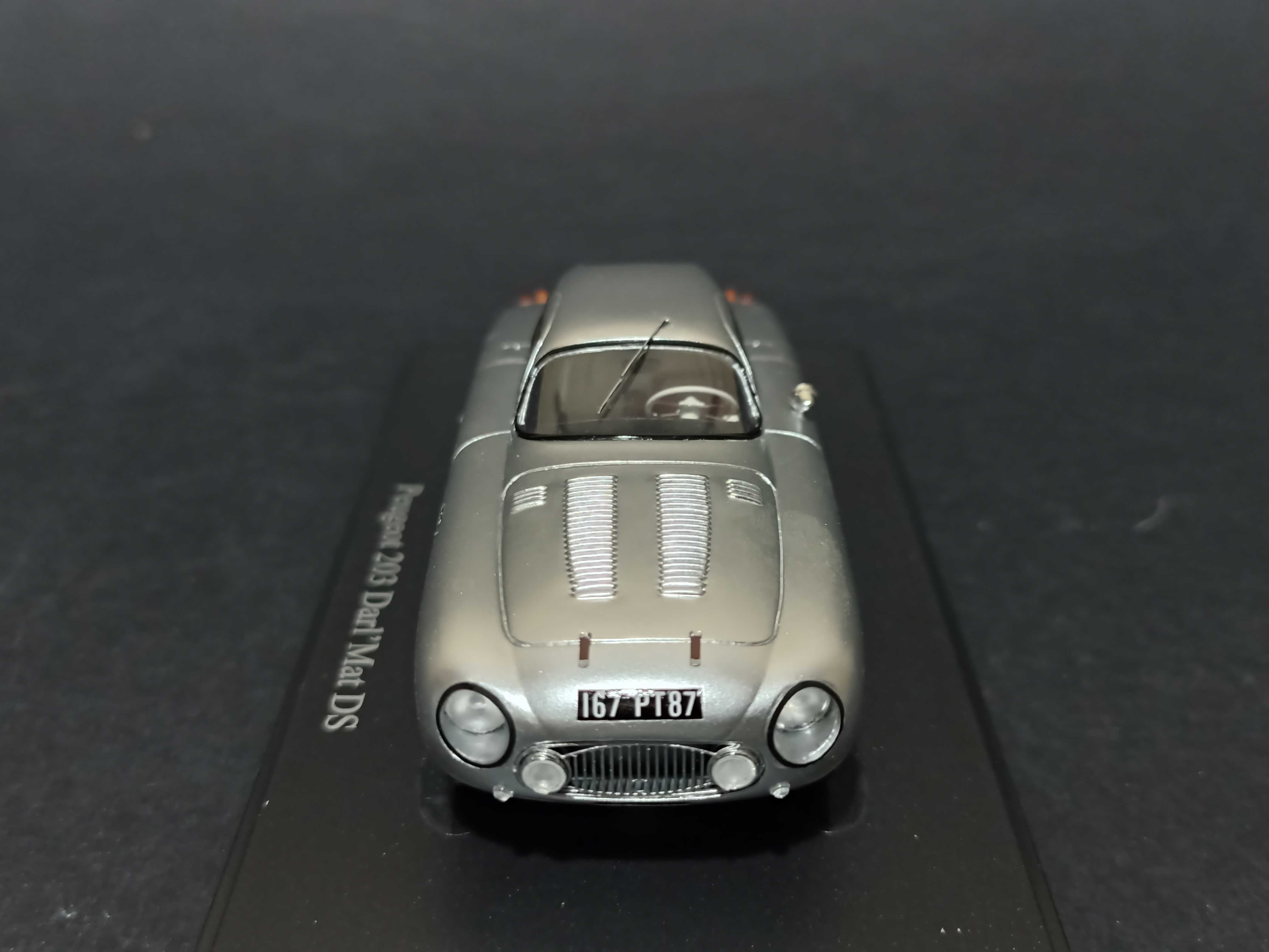 Autocult 1:43, 1953 Peugeot 203 Darl'Mat DS