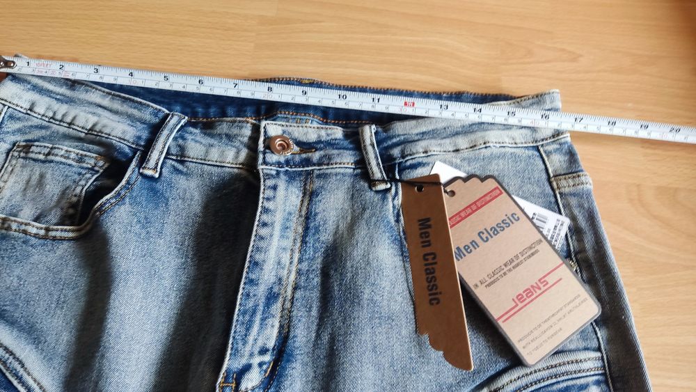 Blugi jeans slim