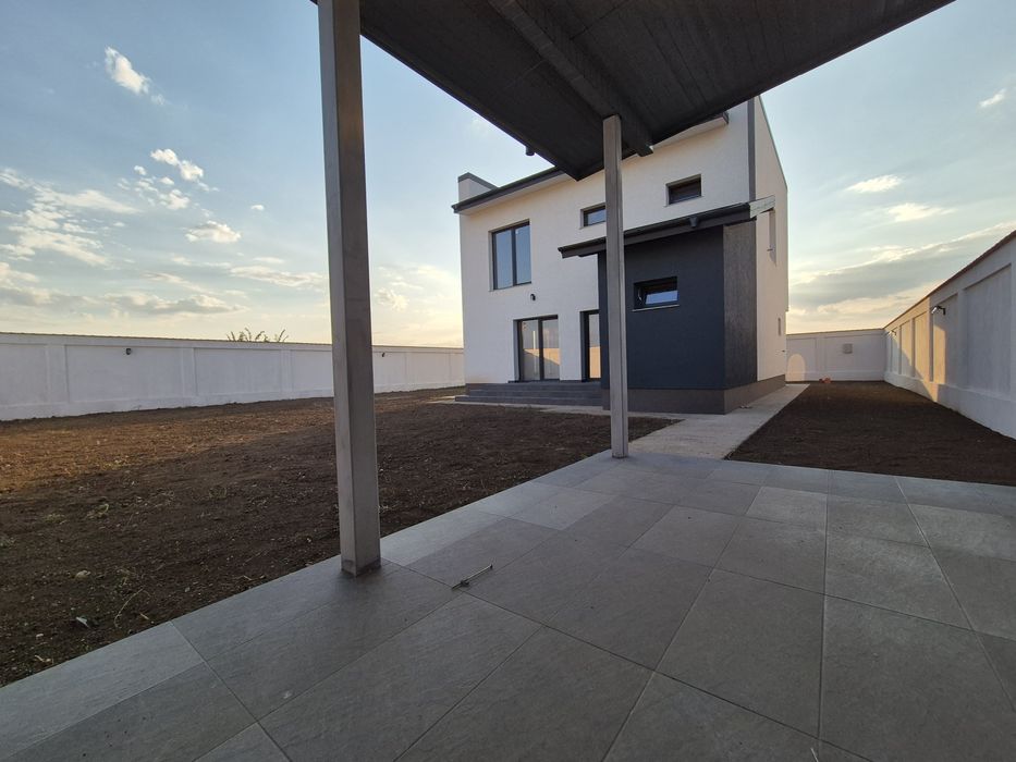 Casă de vânzare FRUMUSANI