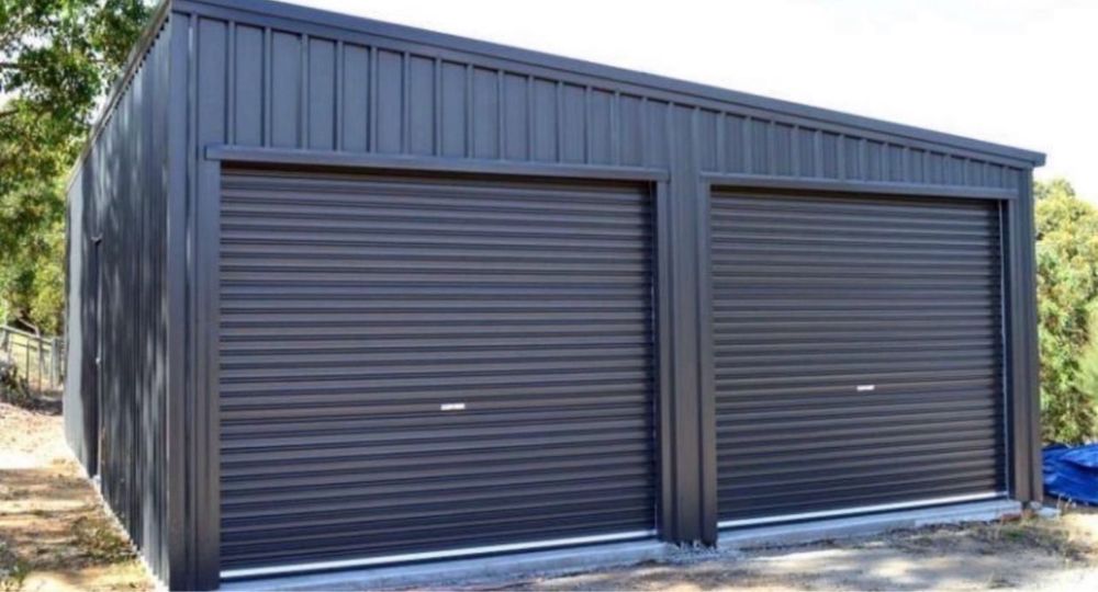 Vindem garaje metalice