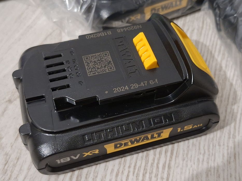 Autofiletante dewalt , acumulatori , truse