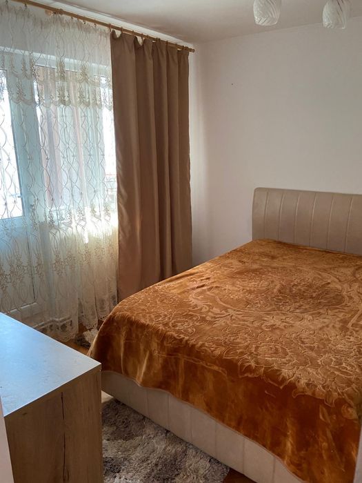 Apartament 2 camere Semidecomandat