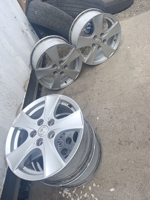 Продам диски Toyota Lexus R16