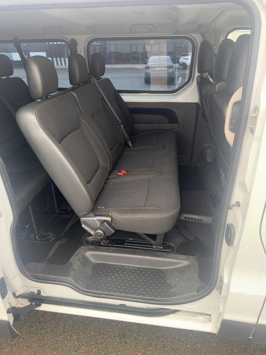 Opel Vivaro, 8+1, 2016, model lung, 1.6 diesel biturbo, euro 6