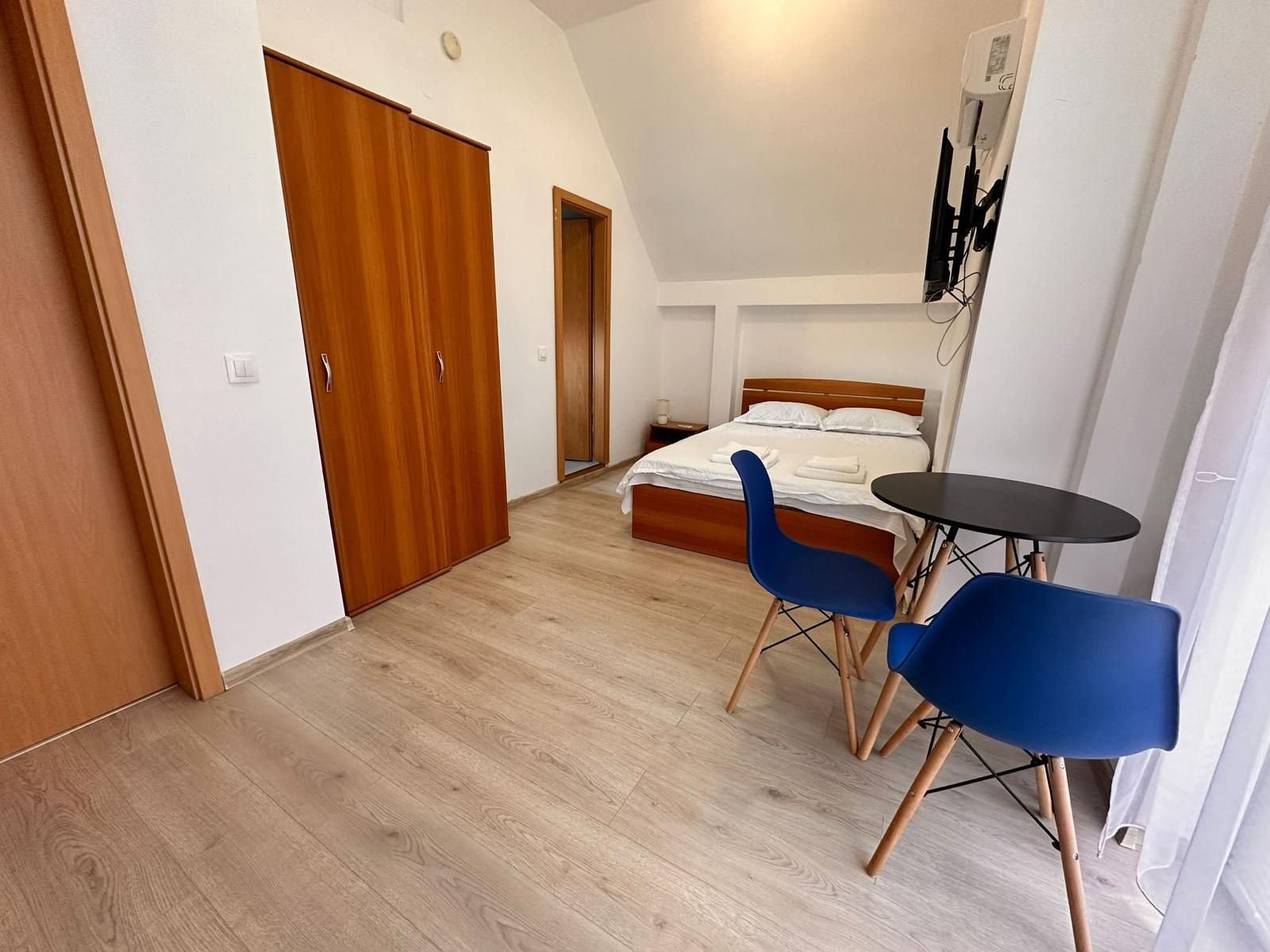 Pensiune/ camera pensiune inchiriat regim hotelier