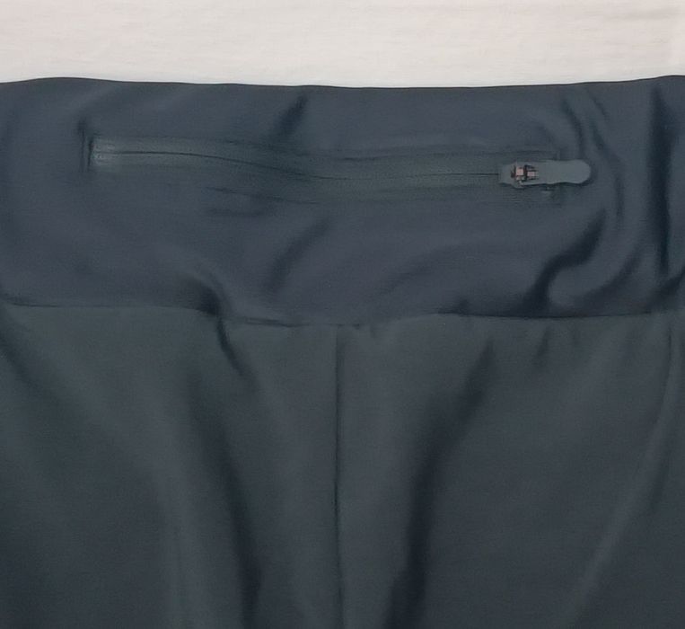 Mizuno 2in1 Shorts оригинални гащета с клин 2в1 M Рийбок шорти 2в1