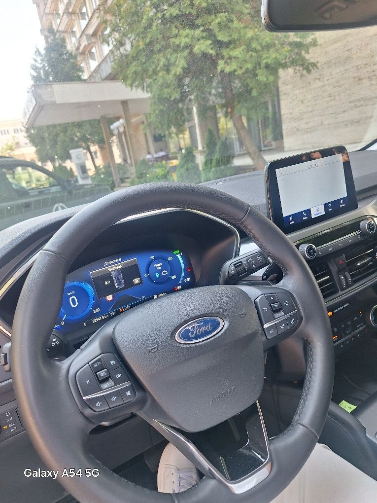 Ford kuga full hibrid 4x4 Titanim x