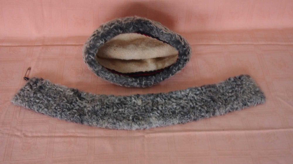 Caciula blana barbati