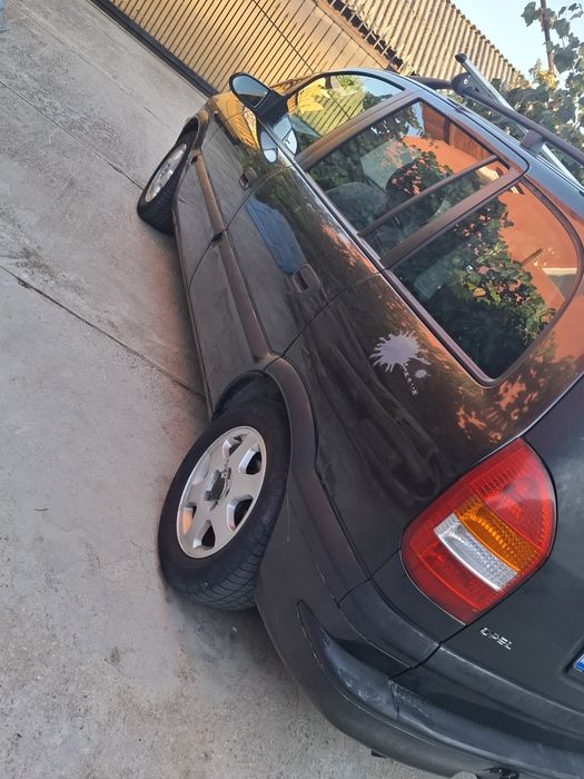 Vand opel zafira a 1.8 16v an 2000