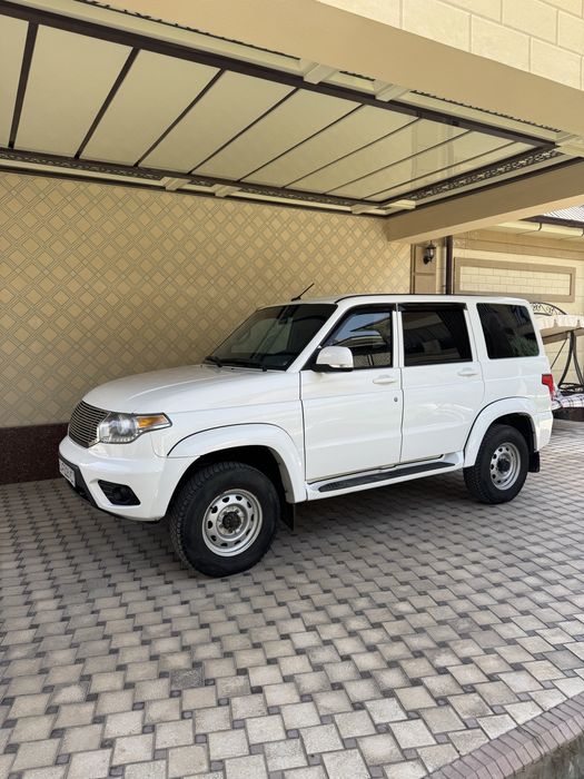 Uaz patriot 2020