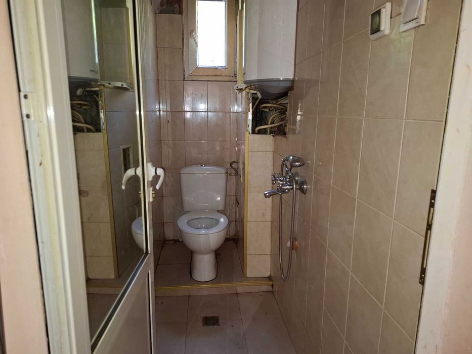 Тихо място, между бул.Гоце Делчев, бул.България и бул.Тодор Каблешков