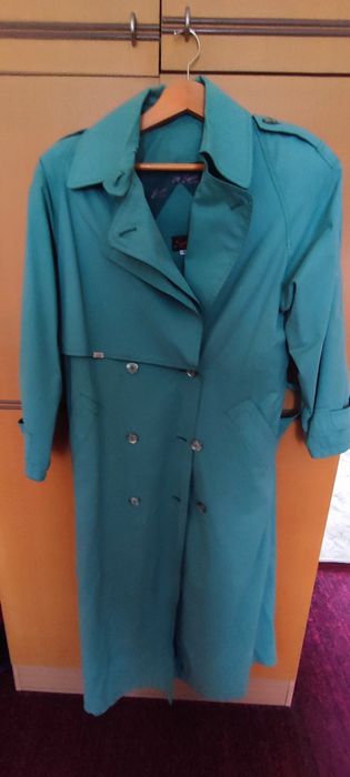ново ватирано дамско яке,палто,шлифер